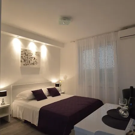 Downtown Main Street Studio Zadar Room photo